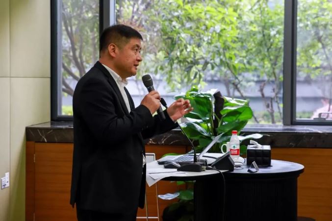 新华三集团副总裁李立作《数字化转型思考与实践》主题分享